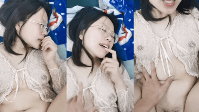 Em gái bốn mắt quyến rũ - httgmjmx.sbs