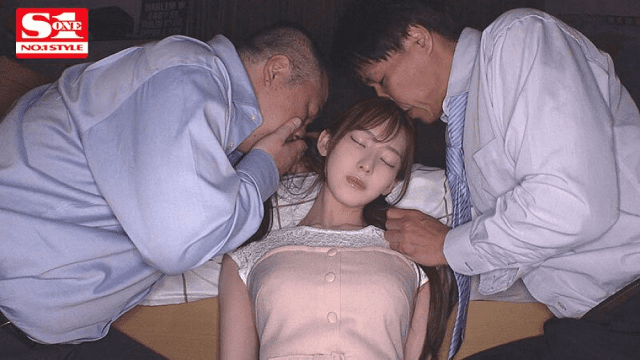 SSIS-825_Em người yêu đáng thương bị đồng nghiệp chuốc thuốc ngủ - httgmjmx.sbs