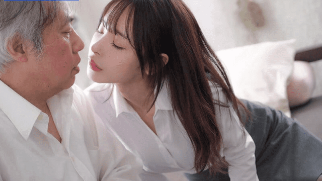 IPZZ-086_Đang chán đời lại gặp ngay cô gái trẻ thất tình dâm đãng - httgmjmx.sbs