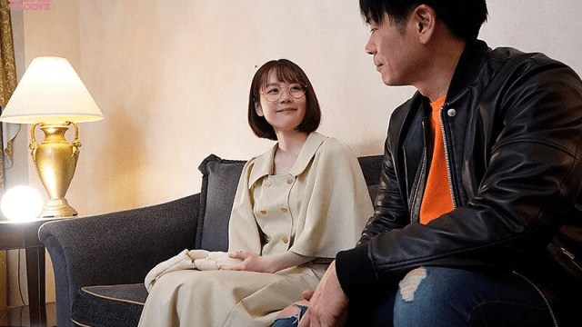 MIDV-504_Em đồng nghiệp non tơ vú to Miura Sakura - httgmjmx.sbs