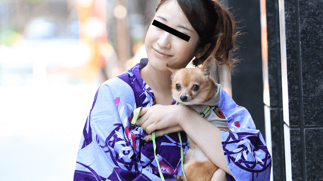 082423_01 - Người đẹp mặc yukata dắt chó đi dạo - httgmjmx.sbs