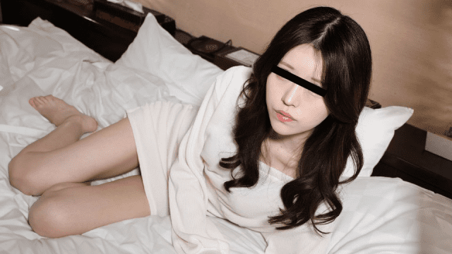 100524_01 - Em gái chân dài muốn làm người mẫu - httgmjmx.sbs