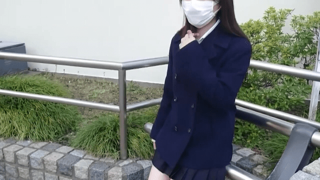 FC2_PPV_4582297 - Em nữ sinh cấp 3 làm tôi không thể kiềm chế - httgmjmx.sbs