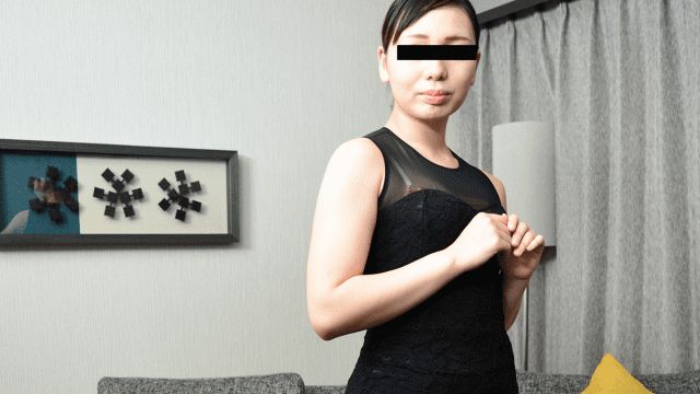 090723_01 - Nữ nhân viên bán quần áo dâm đãng - httgmjmx.sbs